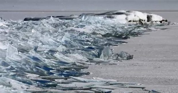 Lake-Superior-Ice-Stacking-1-640×337